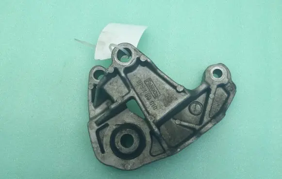 Mazda 3 II Gearbox mounting bracket BP4K39010