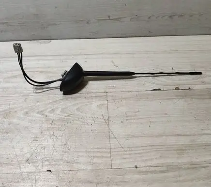Suzuki Vitara (LY) Radio antenna 