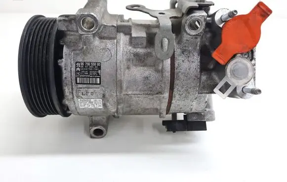 Opel Crossland X Air conditioning (A/C) compressor (pump) 9675655880