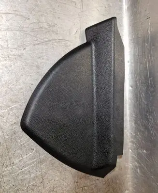 Mercedes-Benz C W204 Dashboard side end trim A2046800178 107214