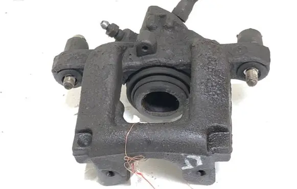 Mercedes-Benz GLK (X204) Rear brake caliper