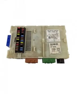 Ford Mondeo MK IV Fuse module 7G9T14A073DB