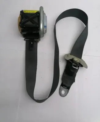 Toyota Avensis T250 Front seatbelt 7322005051