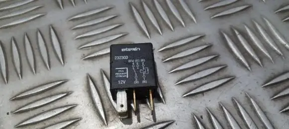 Peugeot 406 Other relay 232303