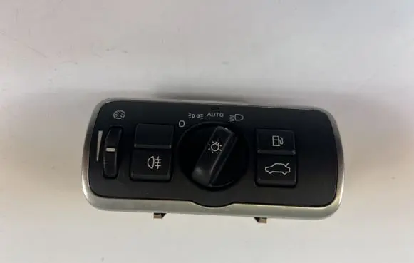 Volvo XC60 Light switch 31443839