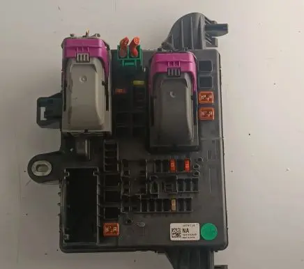 Opel Insignia A Fuse box set 13277317