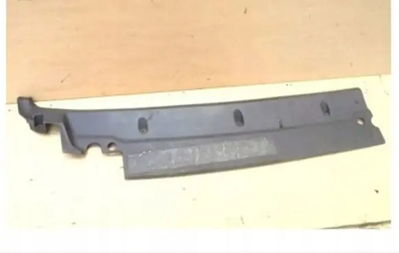 Renault Master II Wiper trim