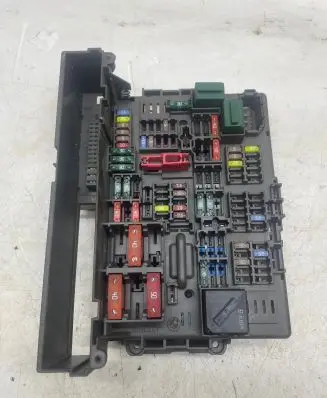 BMW X1 E84 Fuse box set 10688710 90202676 9119446