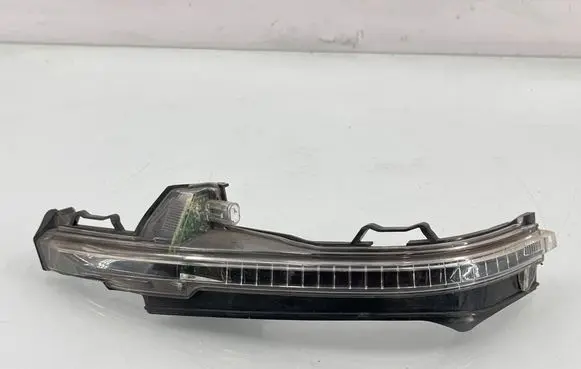 Audi Q7 4M Mirror indicator light 4M0949101