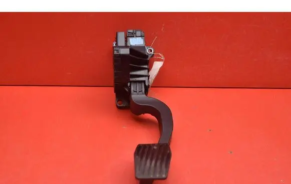 Fiat Grande Punto Accelerator throttle pedal 55702020