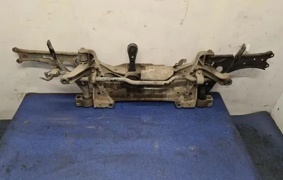 Volkswagen Golf IV Front subframe