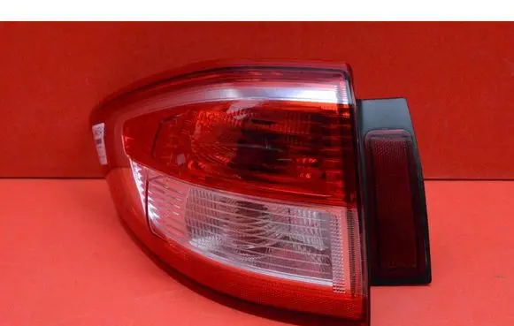 Ford Grand C-MAX Rear/tail lights HM5113B505AC