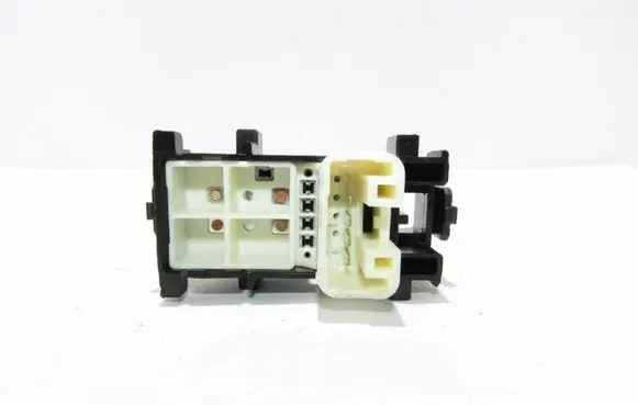 Toyota RAV 4 (XA30) Electric window control switch