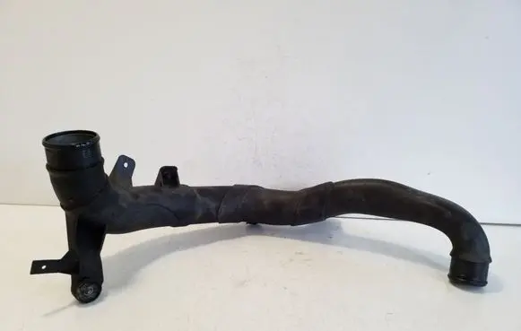 Intercooler hose/pipe