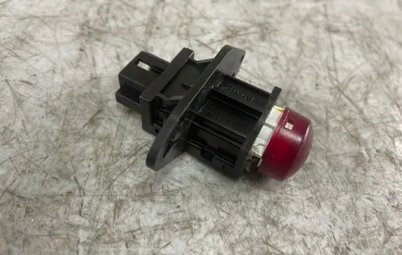 Mitsubishi Grandis Hazard light switch Mr962274