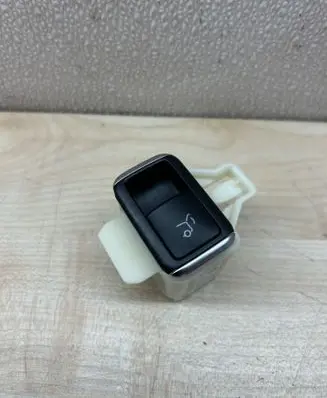 Mercedes-Benz GLE (W166 - C292) Tailgate opening switch A2929055100