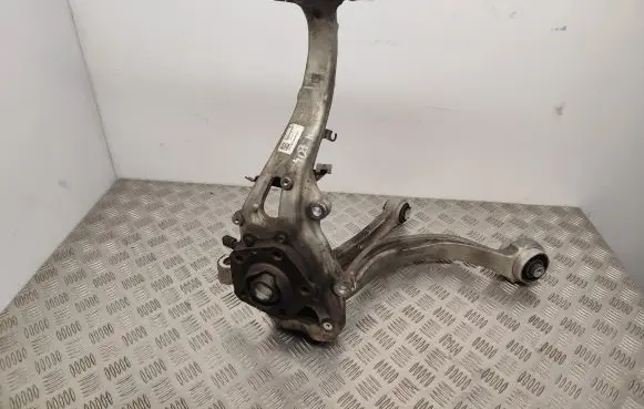 Audi Q5 SQ5 Front wheel hub spindle knuckle 80A407559