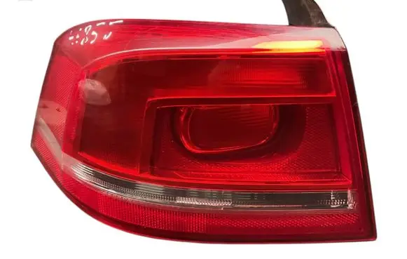 Volkswagen PASSAT B7 Rear/tail lights 3AE945095F 90010061