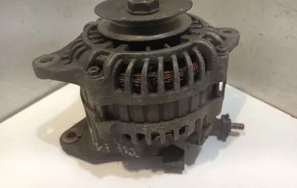 Nissan X-Trail T30 Generator/alternator 231005M310