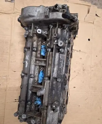 Mercedes-Benz E W211 Engine head R6420163901 6420163901 A6420101230