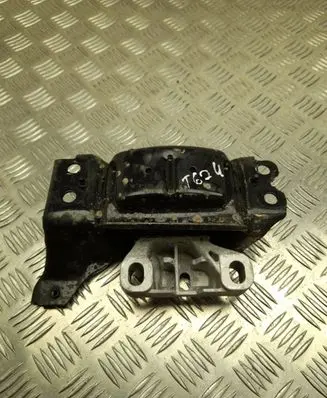 Volkswagen Polo VI Engine mount bracket 2Q0199555AF