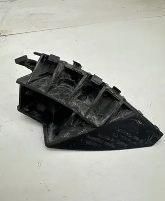 Tesla Model S Front bumper mounting bracket 109549500A
