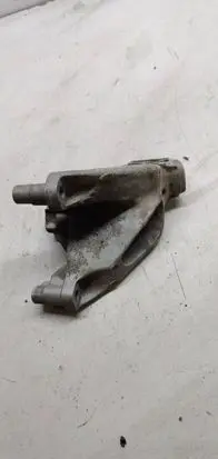 Audi A4 S4 B8 8K Engine mounting bracket 8k0199307al