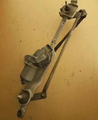 Opel Insignia A Front wiper linkage and motor 13227392