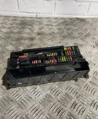 BMW 5 GT F07 Fuse module 9210861 00277564 30090900