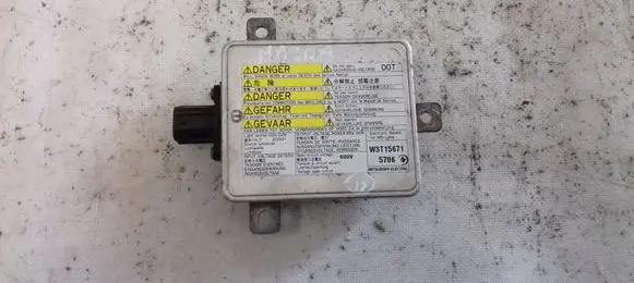 Mazda 5 Headlight ballast module Xenon W3T15671