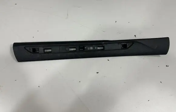 BMW X6 F16 (A) pillar trim 7284557