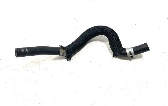 Toyota Avensis T270 Engine coolant pipe/hose