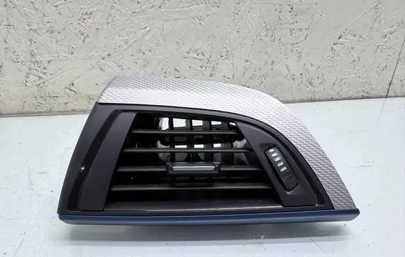 BMW 1 F20 F21 Dashboard side air vent grill/cover trim 9205355