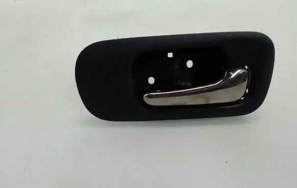 Honda CR-V Front door interior handle