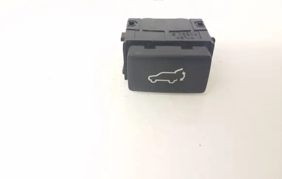 Subaru Outback (BS) Tailgate/boot open switch button 6603K2