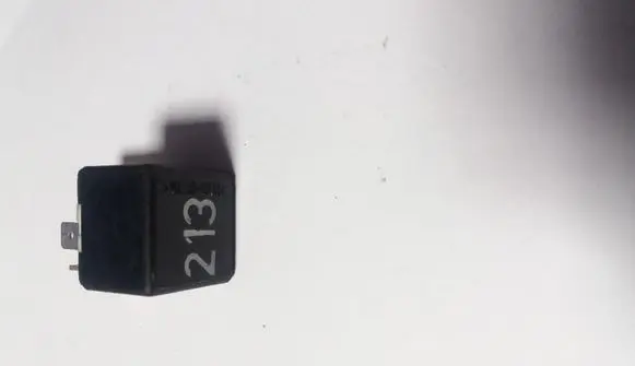 Audi A6 S6 C5 4B Other relay 443951253J