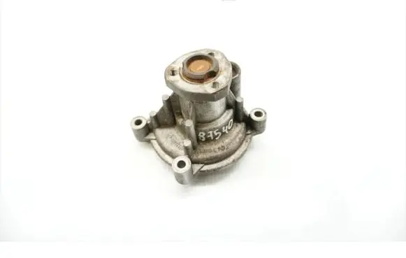 Volkswagen Golf V Water pump 03C121005D