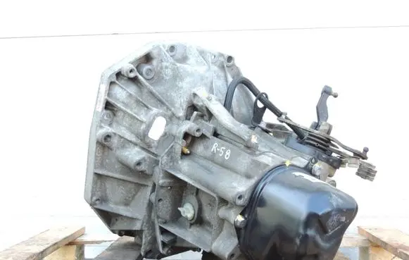 Renault Captur Manual 5 speed gearbox 8201495868 8201516100