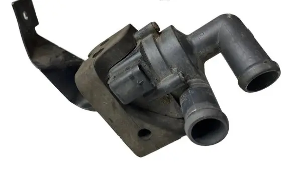 BMW 5 F10 F11 Electric auxiliary coolant/water pump 17669711 9239313