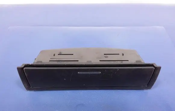 BMW 3 E46 Glove box 8202188