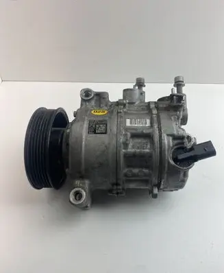 Volkswagen Golf VII Air conditioning (A/C) compressor (pump) 5Q0816803D