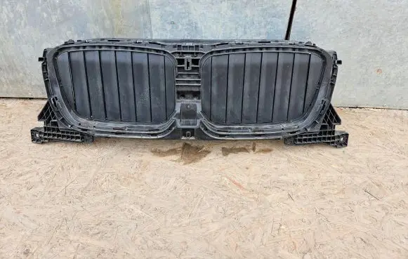 BMW X3 G01 Front bumper upper radiator grill 5A1DA48