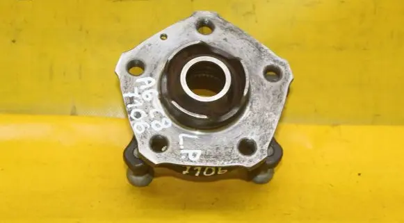 Audi A4 S4 B9 8W Front wheel hub 8W0407617