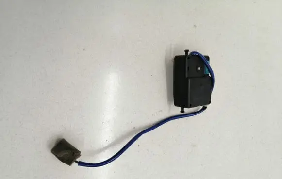 Mazda Xedos 6 Air flap motor/actuator HB600GA5RC3E