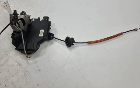 Audi A4 S4 B6 8E 8H Rear door lock 8E1837015C