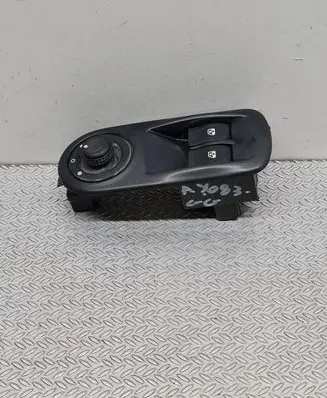 Renault Trafic II (X83) Electric window control switch 8200011867 9116523