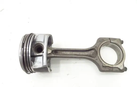 Mini One - Cooper Coupe R56 Piston with connecting rod