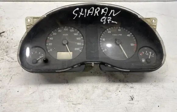 Volkswagen Sharan Speedometer (instrument cluster) 7M0919861C
