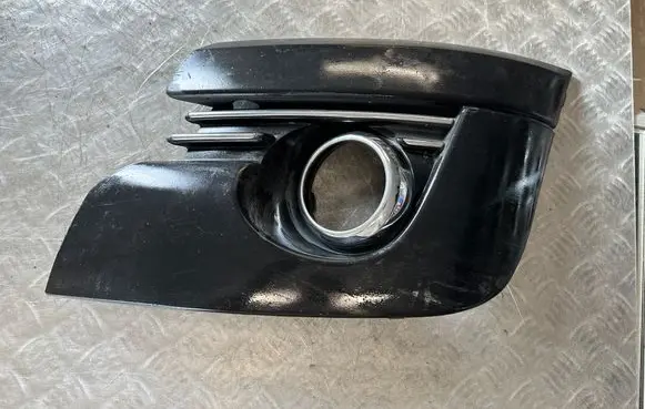 Peugeot 3008 I Front fog light trim/grill 9685552577