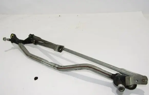 Audi A5 8T 8F Front wiper linkage 